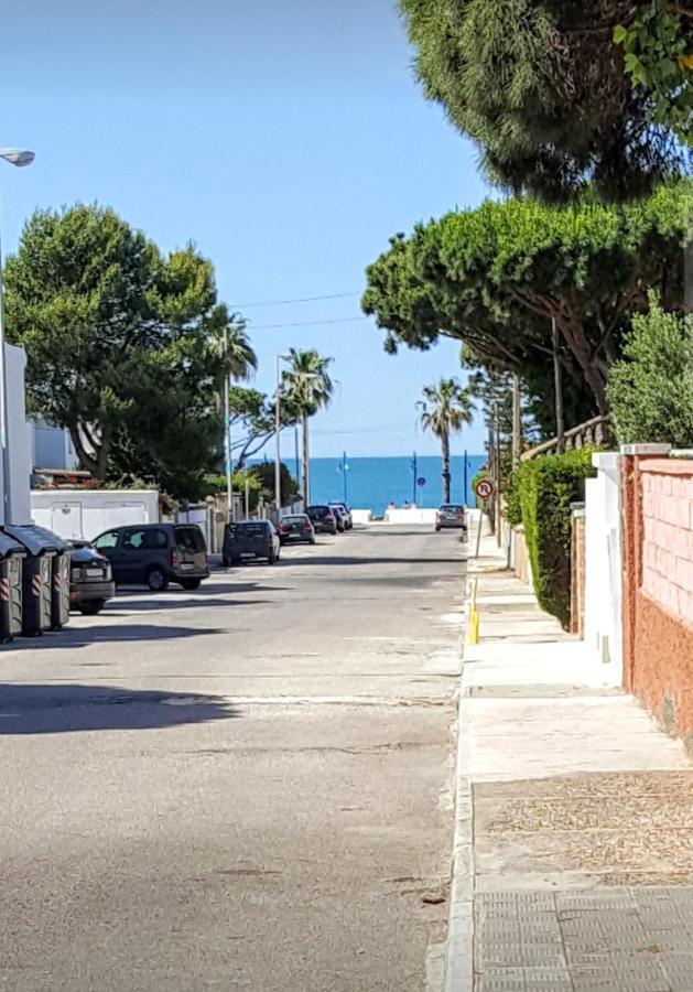 Adosado En Playa De La Barrosa, Casa Carlota Apartment Chiclana de la Frontera Exterior photo